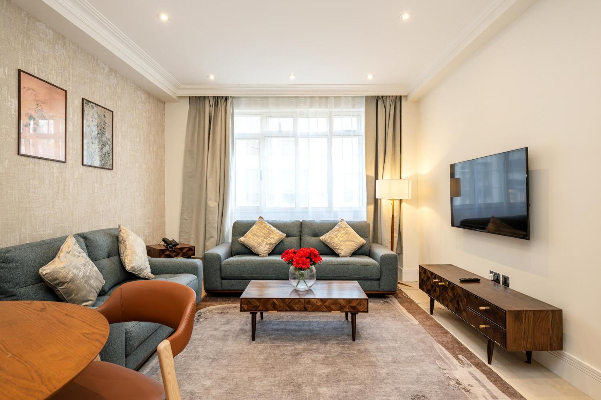 Fountain House Apart-hotel 5*