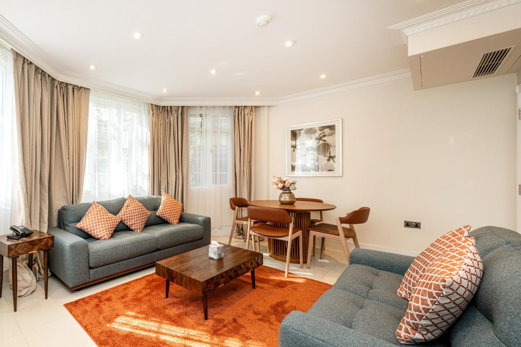 Apart-hotel Fountain House 5*